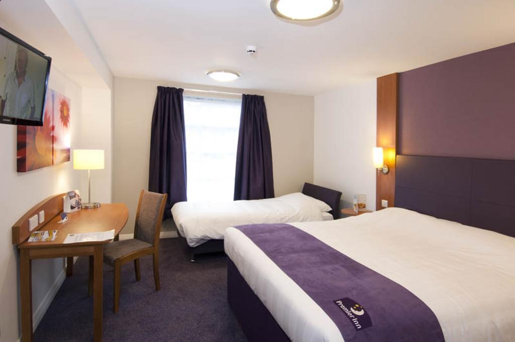 Premier Inn Kendal Central Exterior photo