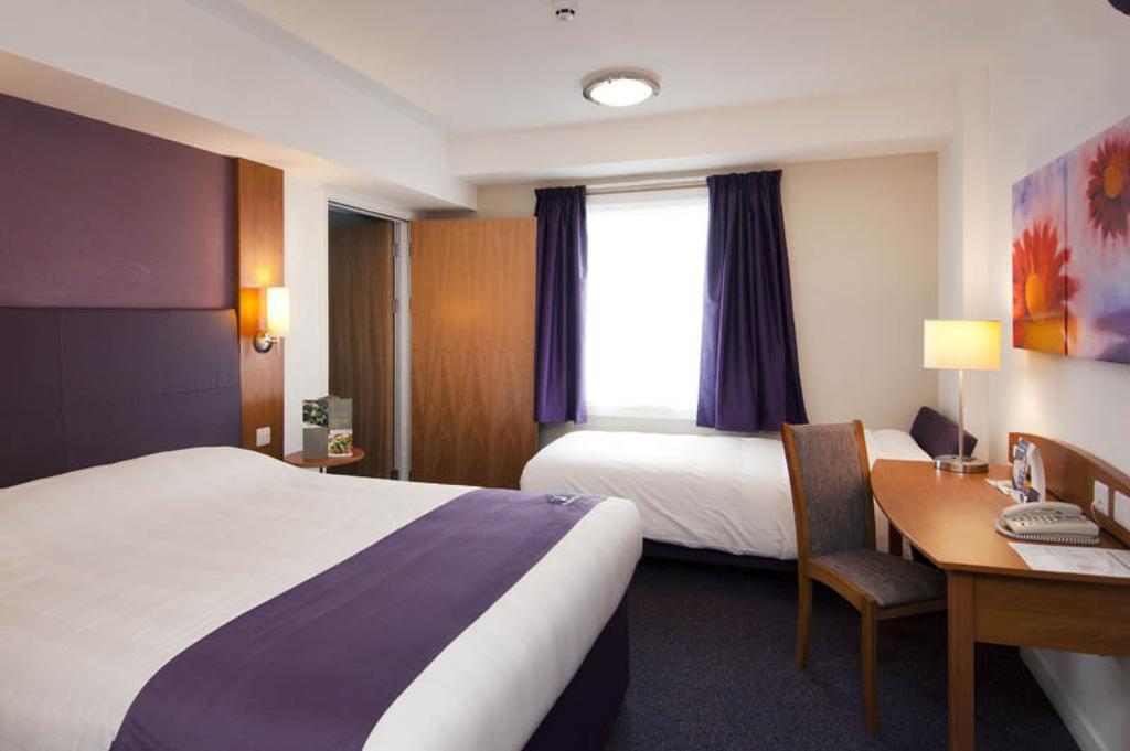 Premier Inn Kendal Central Exterior photo